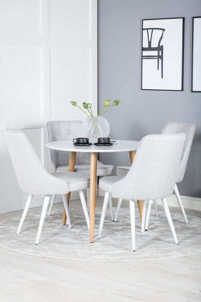 Matbordet Polar och stolarna Velvet Deluxe