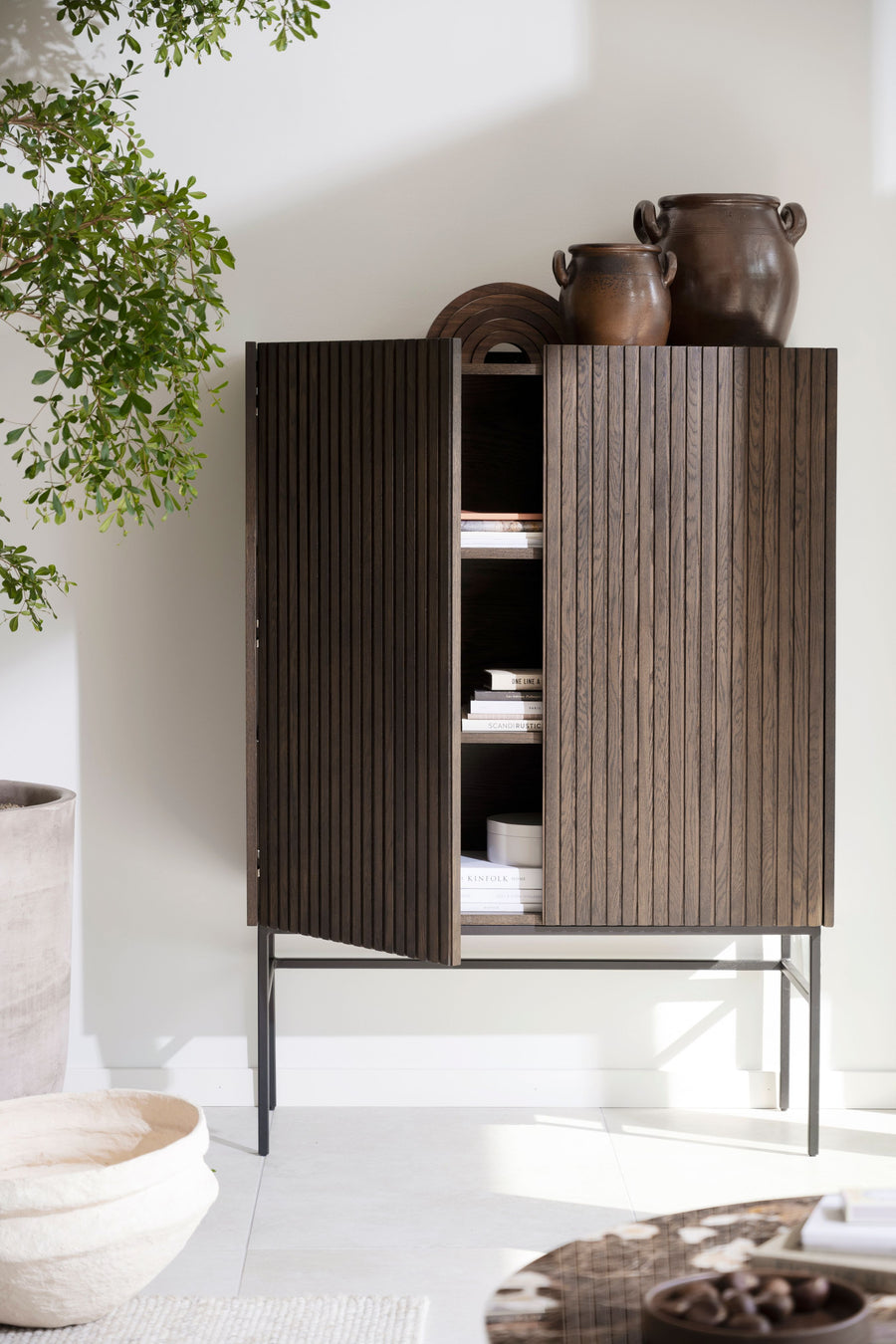 Halifax skåp 100 brun ek/svart metall