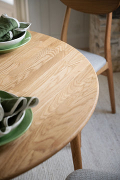Tyler matbord runt 120/165 ek