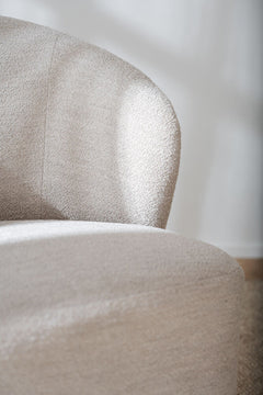 Roselawn fåtölj ljusbeige tyg snurr