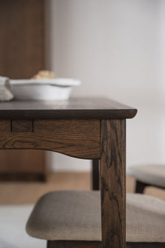 Markham matbord 140 brun ek
