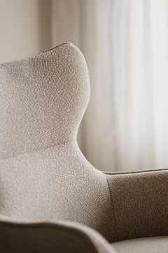 Jenkins fåtölj+fotpall beige tyg/svart metall snurr, gung