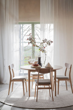 Fairmount matbord runt Ø120 beige HPL/vitpigmenterad ek