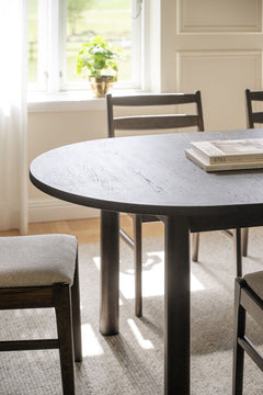 Gifford matbord ovalt 220x105 brun ek
