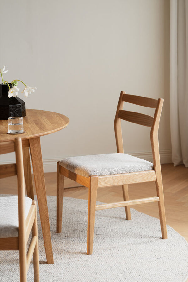 Kerwin stol ek/ljusbeige tyg 2-pack