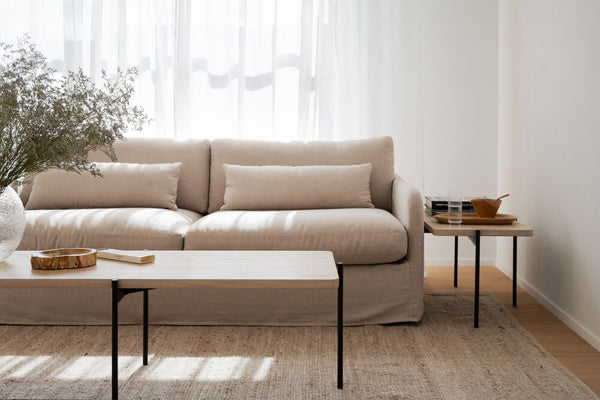 Shelton soffbord 145x60 vitpigment ek/svart metall