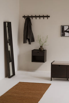 Hillmond bänk 2L 80 brunlackad ek/beige tyg
