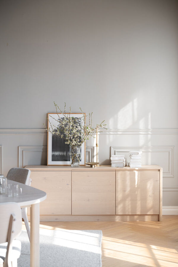 Melstone sideboard 180 H70 vitpigmenterad ek