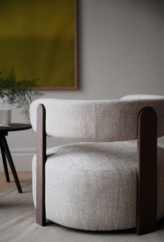 Jenison loungestol ljusbeige tyg/brun ek