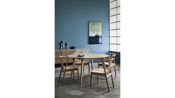 Sagene matbord Ø110 vitp/lackad ekfaner