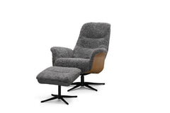 Fårö fåtölj med fotpall fårskinn ljusgrå