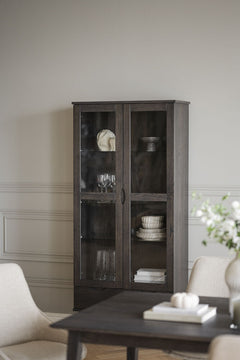 Filippa vitrinskåp 2D 1L mörkbrun ek
