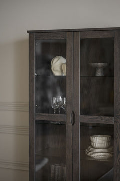 Filippa vitrinskåp 2D 1L mörkbrun ek