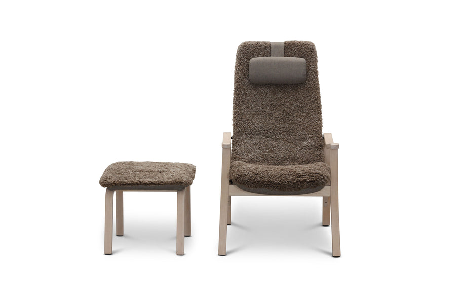 Gotland fåtölj med fotpall fårskinn beige/vitpigmenterad ek