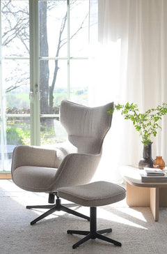 Jenkins fåtölj+fotpall beige tyg/svart metall snurr, gung