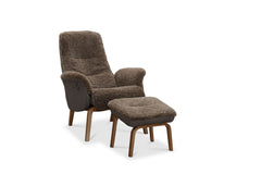 Visby fåtölj med fotpall & ekben beige fårskinn