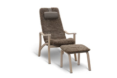 Gotland fåtölj med fotpall fårskinn beige/vitpigmenterad ek
