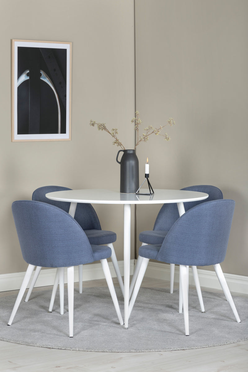 Matbordet Plaza och stolarna Velvet