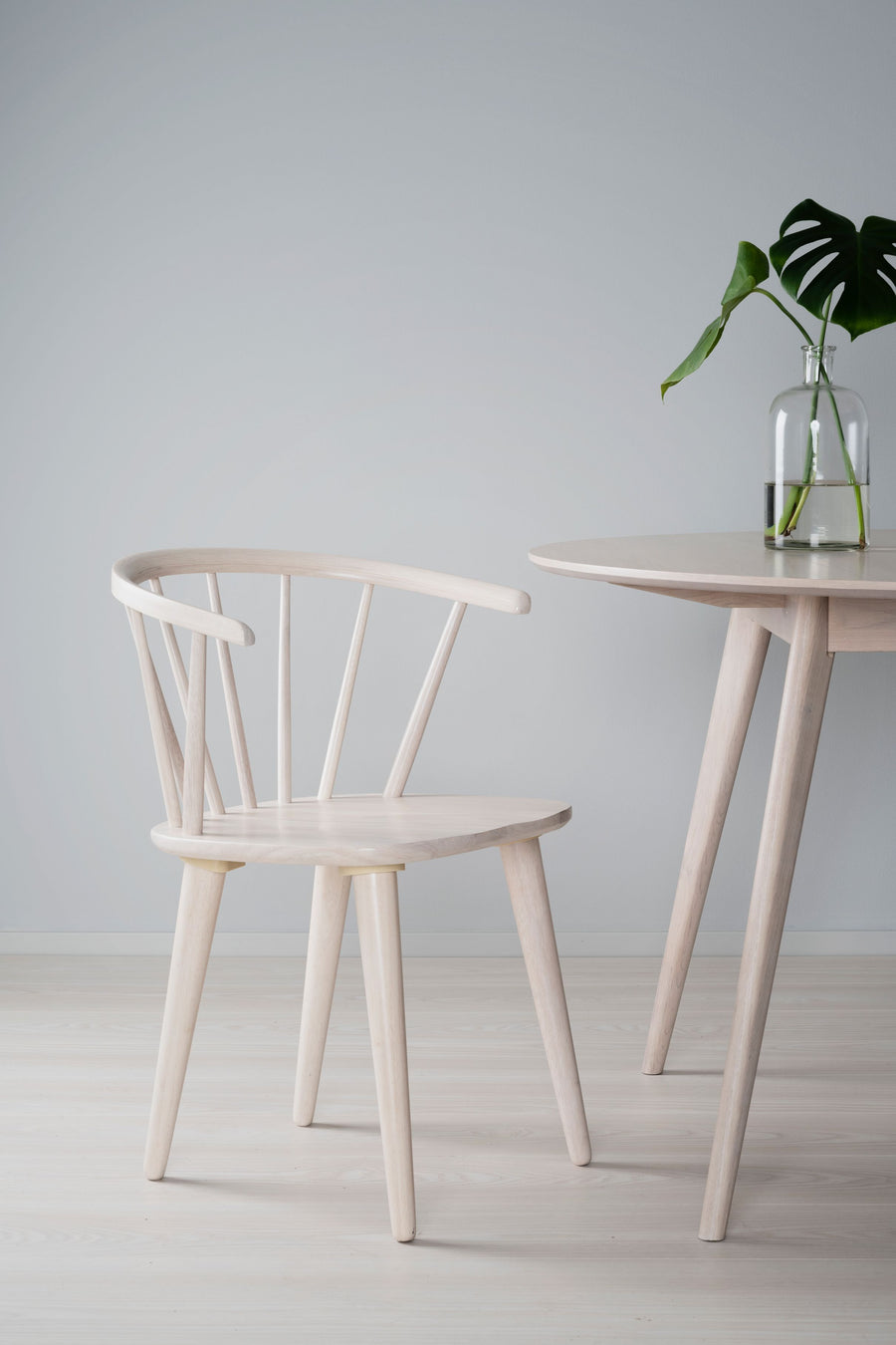 Carmen stol vitpigmenterad 2-pack