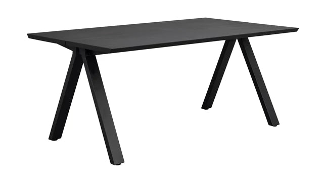 Carradale matbord 170 svart ek/V-ben svart met