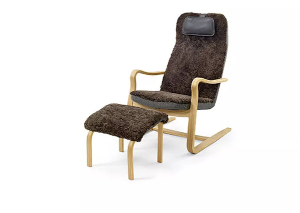 Carat fåtölj med fotpall fårskinn espresso/ek