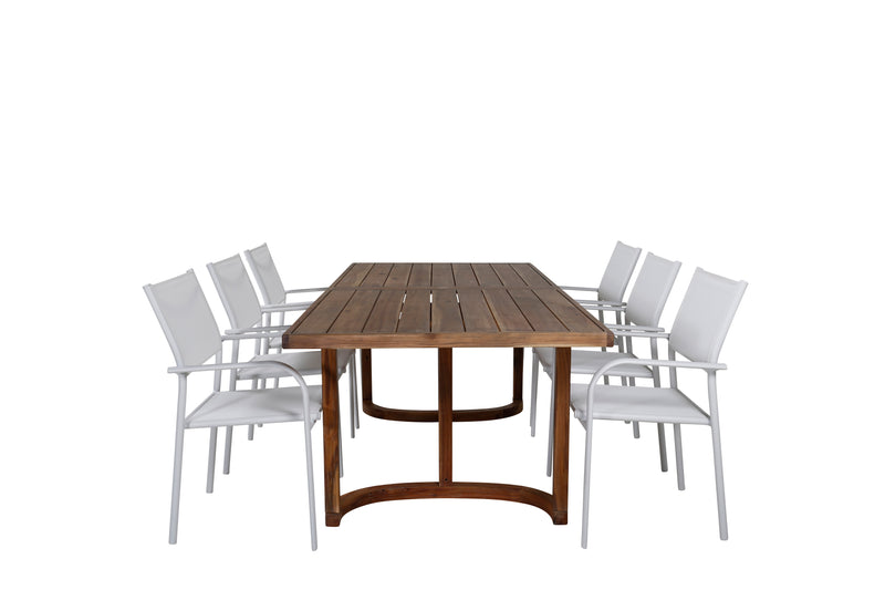 Matbordet Erica och stolarna Santorini