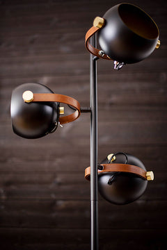 Bow golvlampa 3-arm svart