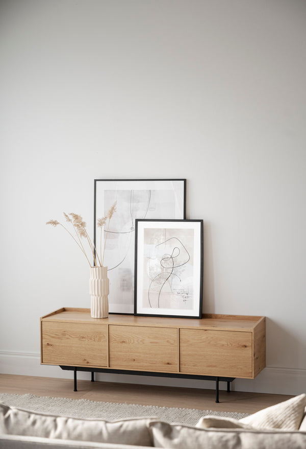 Brewerton TV-bänk 160 ek/svart metall