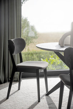 Calverton matbord runt Ø120 svart ek