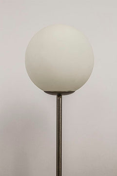 Molekyl golvlampa tenn/vit