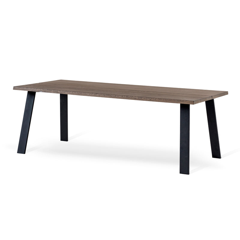 Hope matbord 210 cm gråbetsad ek, svart utställda ben