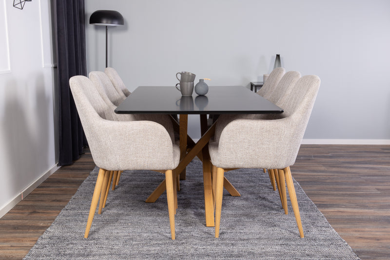 Matbordet Piazza och stolarna Comfort