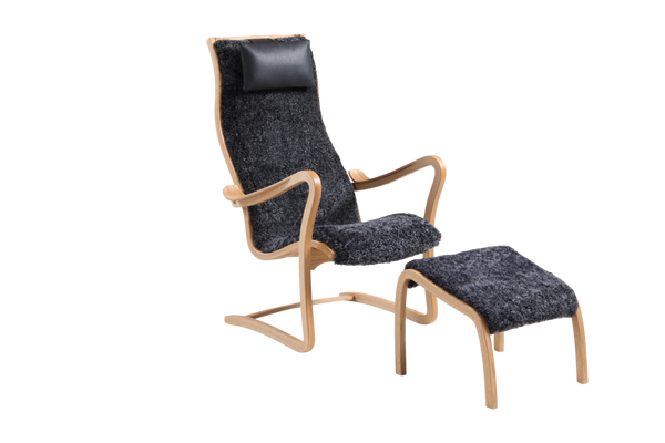 Majoren fåtölj med fotpall fårskinn koks