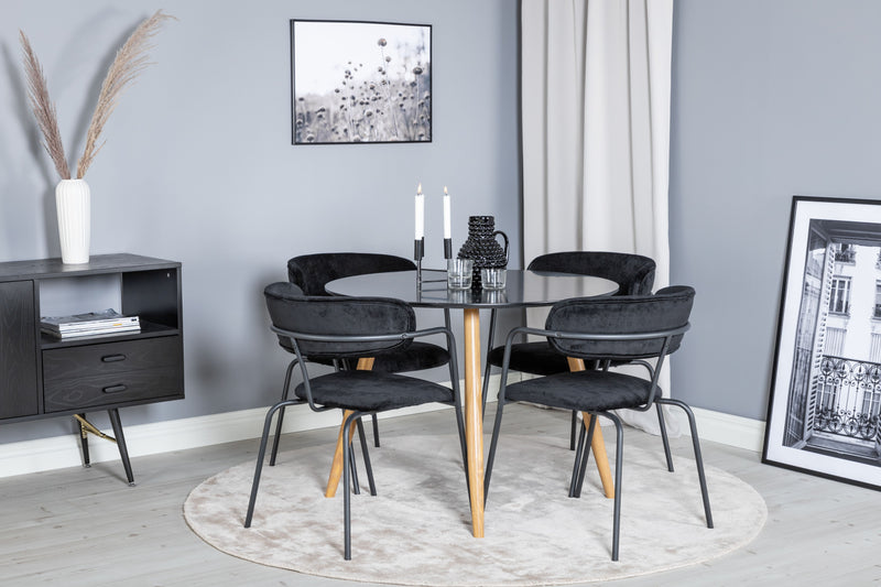 Matbordet Plaza och stolarna Arrow