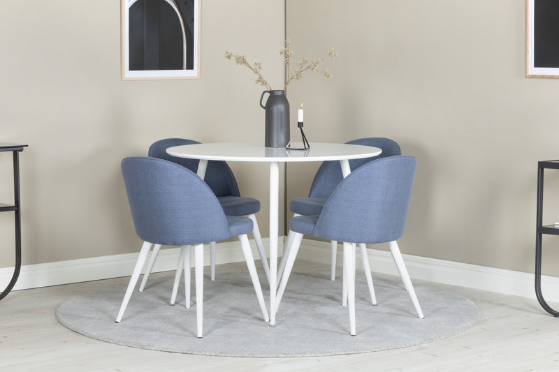 Matbordet Plaza och stolarna Velvet