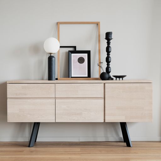 Fred sideboard vitpigmenterad ek/svart