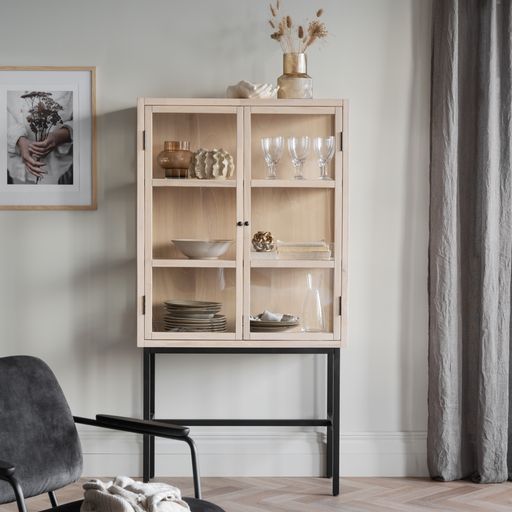 Marshalle vitrinskåp 2-D vitpigmenterad/svart met