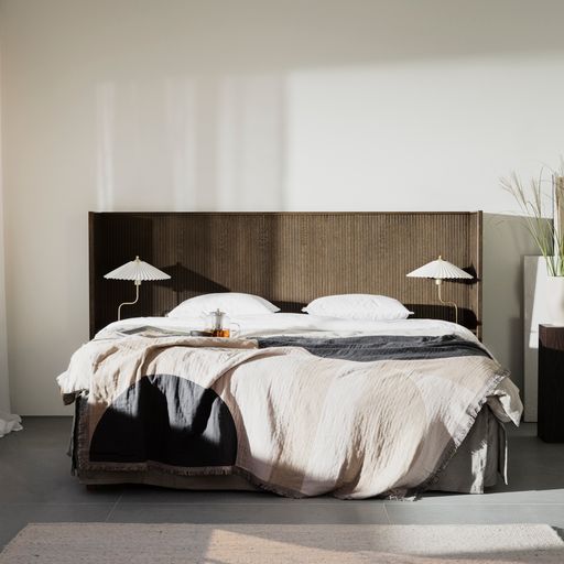 Redmond sänggavel brun ek