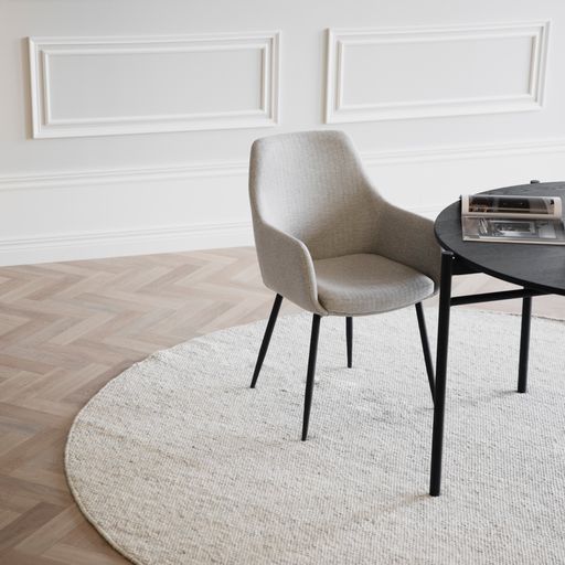 Reily karmstol beige tyg/svarta metall ben 2-pack