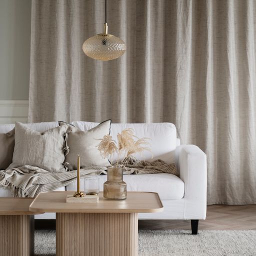 Sullivan soffbord 80x80 vitpigmenterad ek