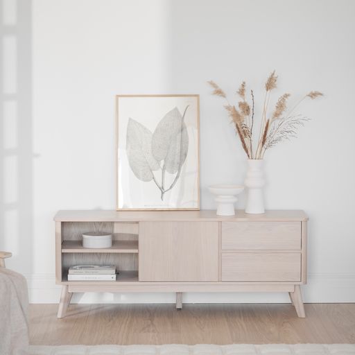 Yumi TV-bänk 152 vitpigmenterad ek