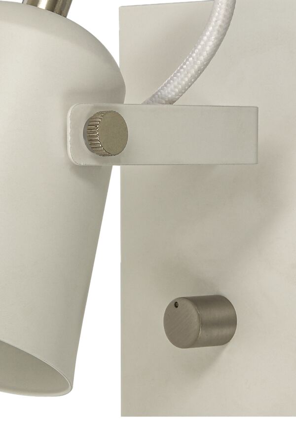Metz vägglampa vit/stål